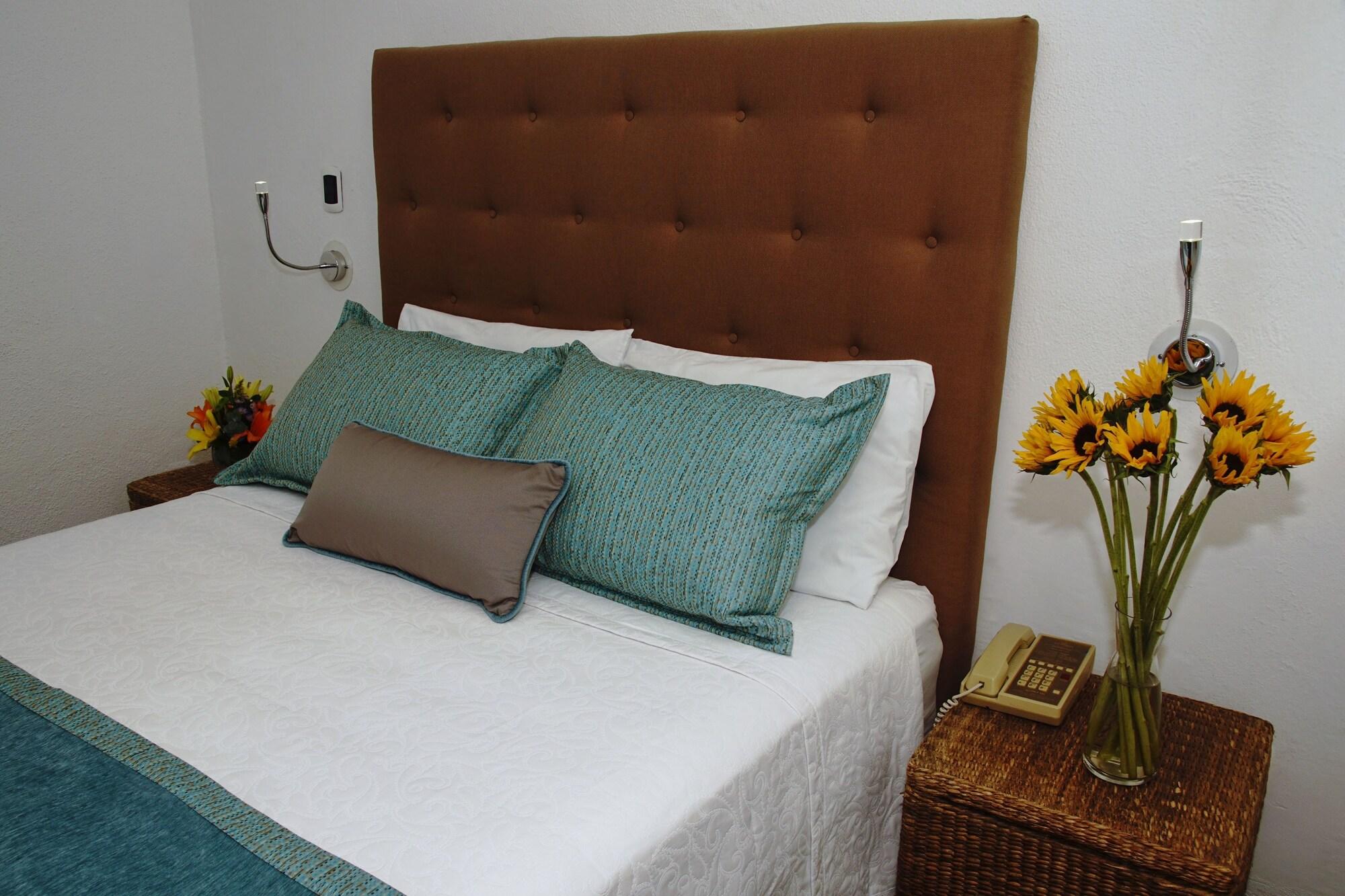 Los Milagros Hotel Cabo San Lucas Bagian luar foto